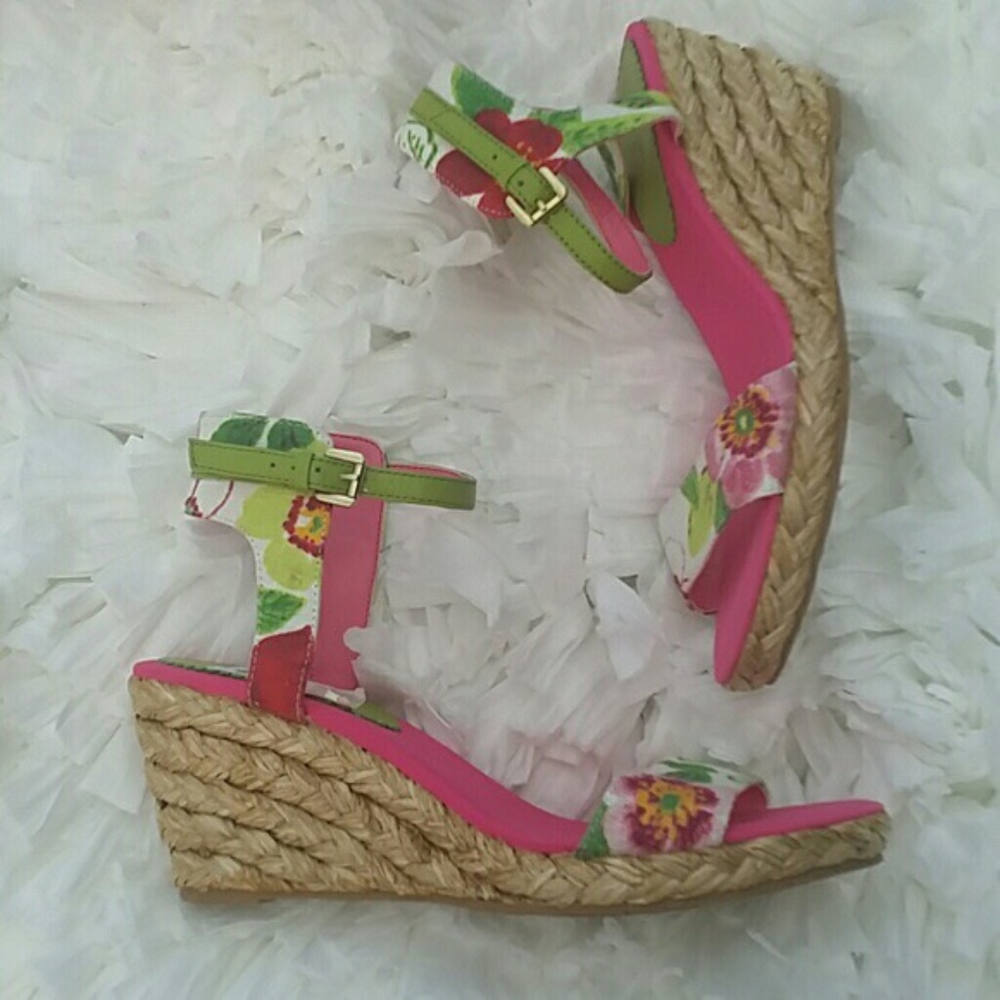 🌸 Nine West Flower Espadrilles Wedges 8.5 - pls see description 🌸